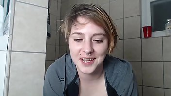 blondiebanger Chaturbate masturbating unshaven pussy nude videos