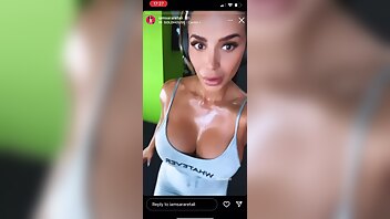 Sara Retali Instagram Story tits nipples flash nipslip insta