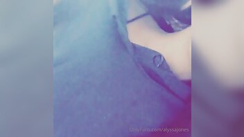 alyssajones 29 06 2020 478081447 gift me something from my amazon wishlist for a f onlyfans xxx porn video