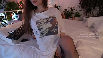 _deepthroatgalactica Chaturbate nude cams