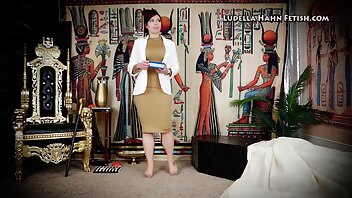 Ludella Hahn - Ludella's Great Pyramids
