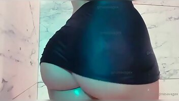 Gina Savage - Feel and Worship My Bubble