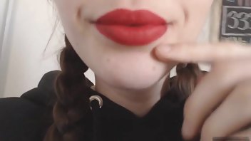 MissAlice_94 Cozy Evening Pussy & Red Lips Closeup Premium Video MFC