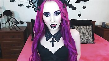 Xandria Goddess black lips and smoking tease 2018_03_14 | ManyVids Free Porn Videos