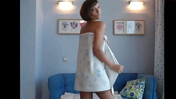 yana_lolita short haired camwhores oil & towel Chaturbate nude cam