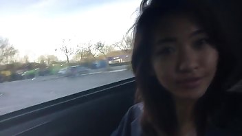 Reibug00 MissReinaT Public Car Masturbation ManyVids Free Porn Videos