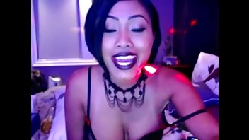 SinCityVEE, DoubleDang_V MFC asian cam girl wears sexy lingerie