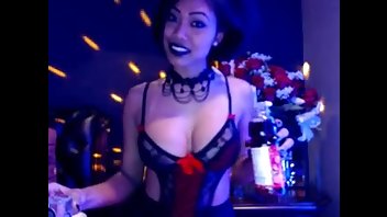 SinCityVEE, DoubleDang_V MFC asian cam girl wears sexy lingerie