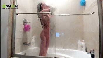 downanddirty18 boy girl blowjob & shower masturbation - Chaturbate BG