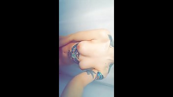 Taylor White shower booty teasing snapchat free