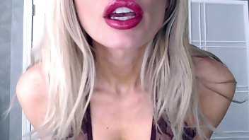 kerri king lipgloss for my princess mouth by xxx free manyvids porn video