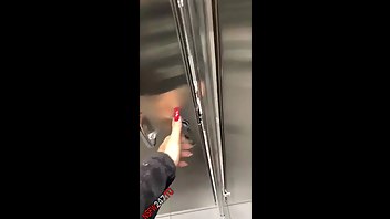 dakota james public toilet pussy fingering snapchat xxx porn videos