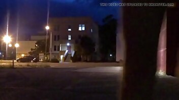 Nicole Niagara Dildo in the Street